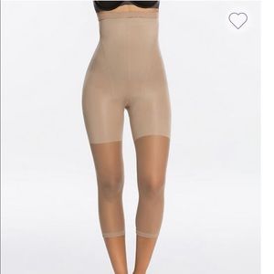 SPANX Higher Power Capri Nude Sz C